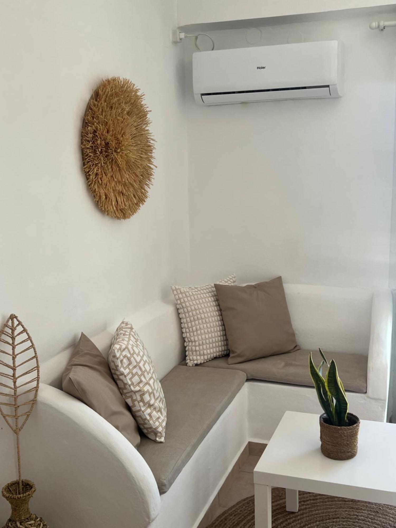 White Island Rooms Panteli Extérieur photo