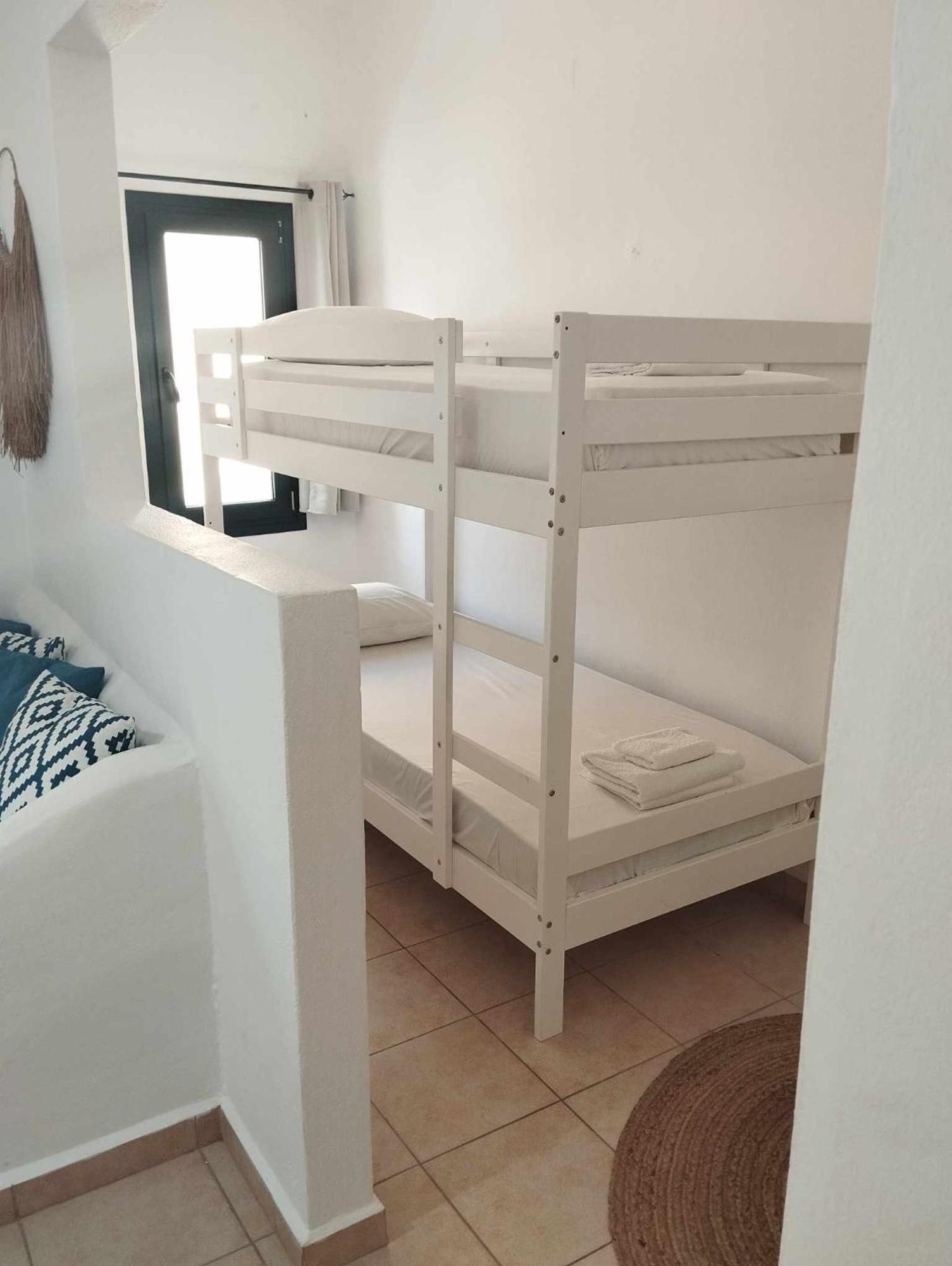 White Island Rooms Panteli Extérieur photo